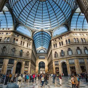 Galleria Umberto I Luxury , Napoli Italia