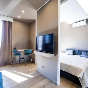 Amazing New With Beautiful View From Moscova Group , Milano Italia