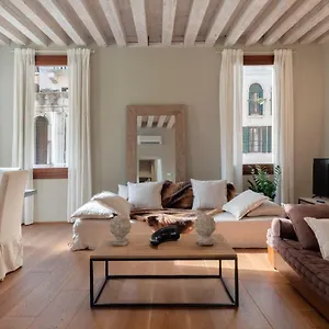 Appartement Bridge Of Sighs Luxurious, Venise